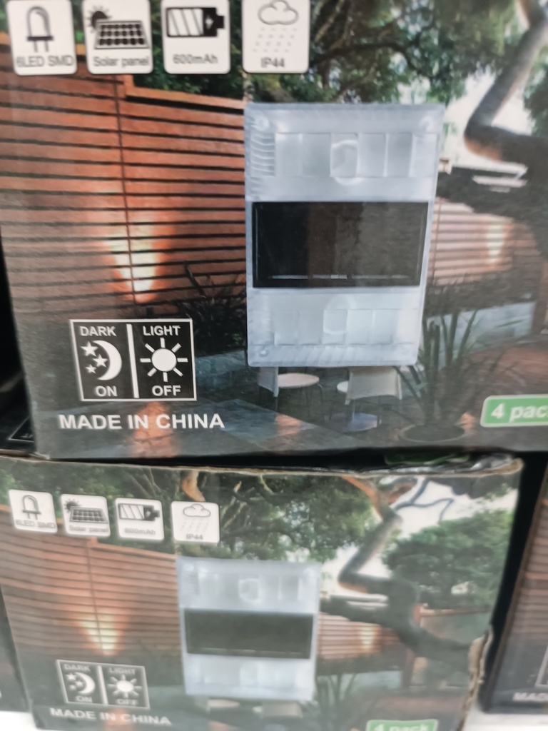 PAQUETE DE 4 LAMPARAS SOLAR (BDK-1C)